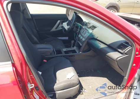 2007 Toyota Camry Se z USA, uszkodzony, nr VIN 4T1BE46K77U185639